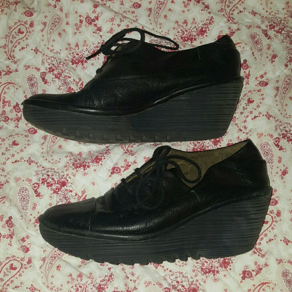 Fly London Wedge Oxford Black Shoes Sz 37
